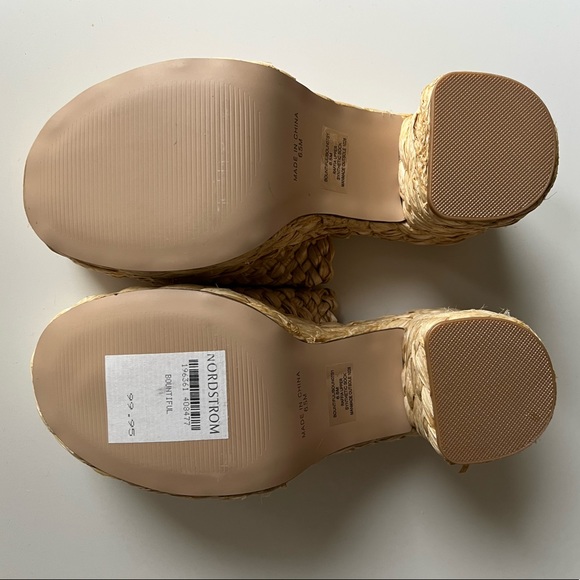 Steve Madden platform slip on heels - Picture 5 of 5